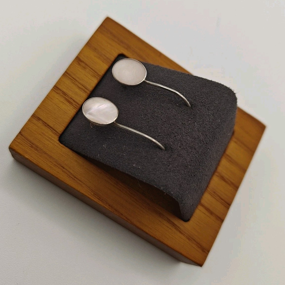 Vtg Sterling Silver 925 Mother Of Pearl Oval French Hook Earrings 1.95g