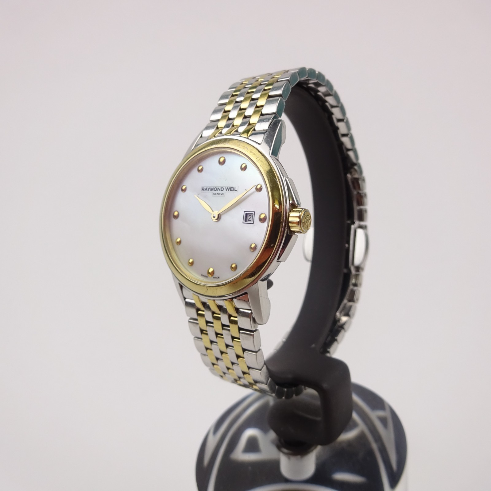 Raymond Weil Tradition 5966 Watch 2 Tone Mother of Pearl Dial Women’s