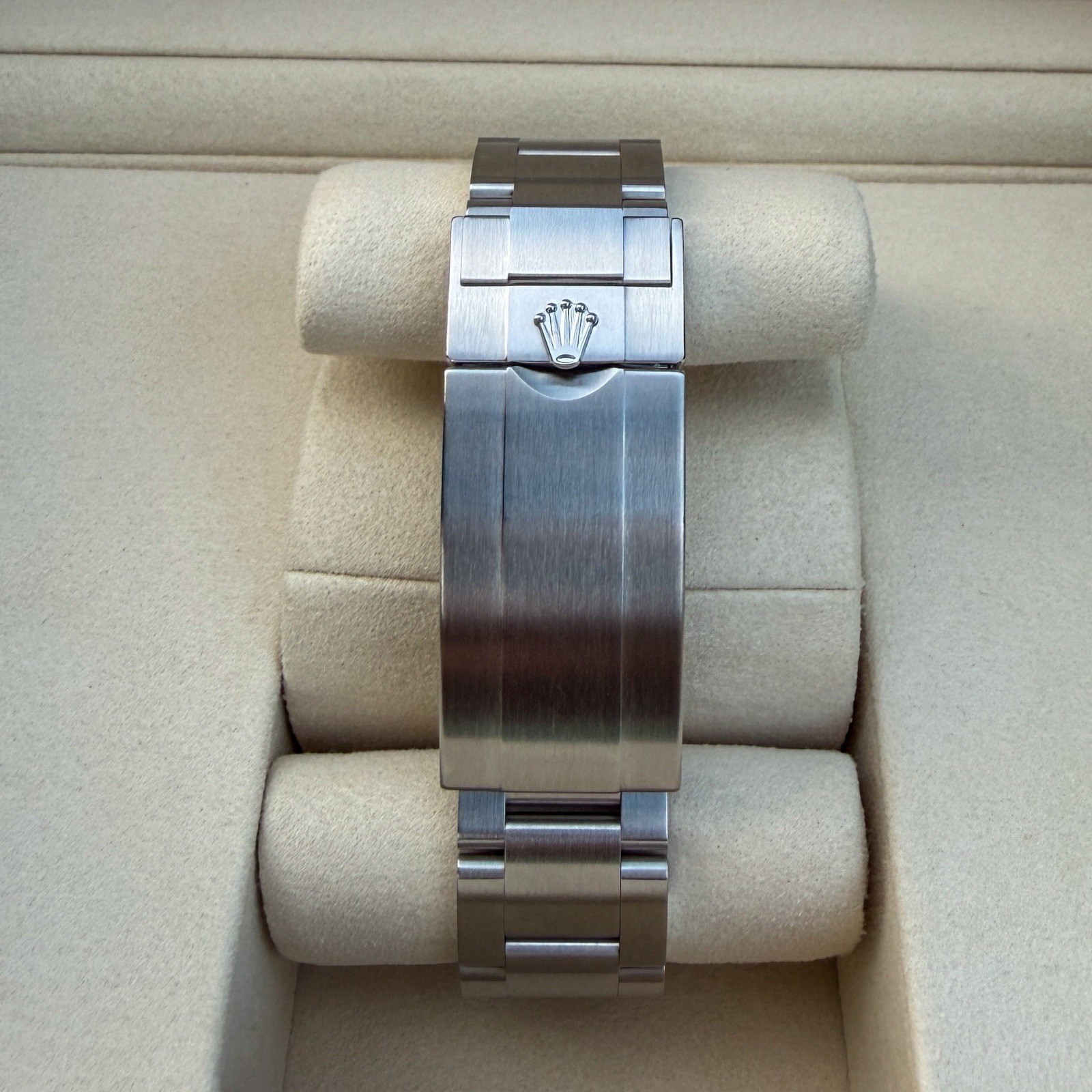 UNW0RN 2025 Rolex Submariner 126610LV Starbucks MK2 41mm Complete Box Papers