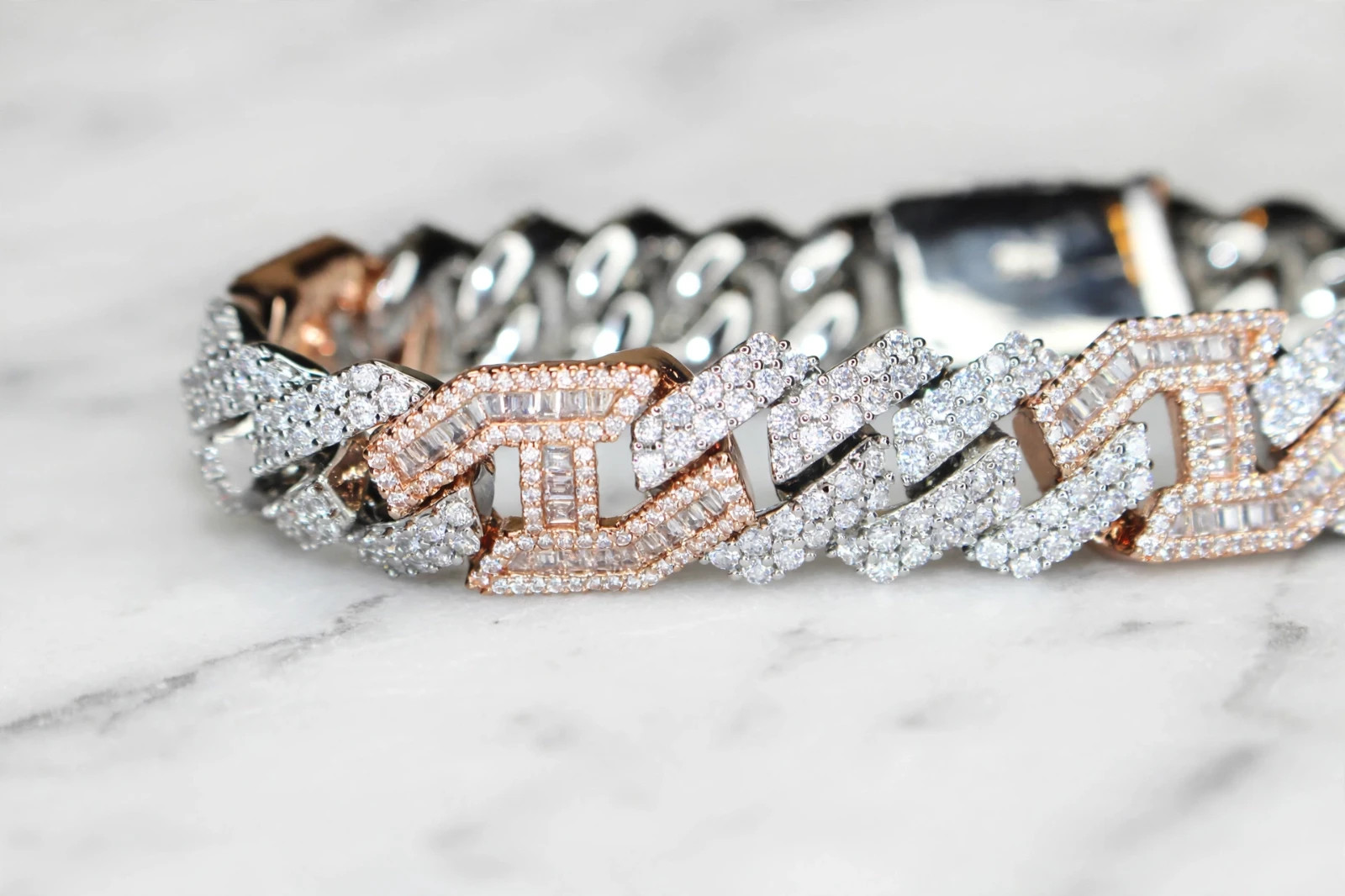 14 STAMPED 14mm FIGARUCCI 18ct Lab VVS1 Sim Diamonds Rose 2-Tone Bracelet 93g