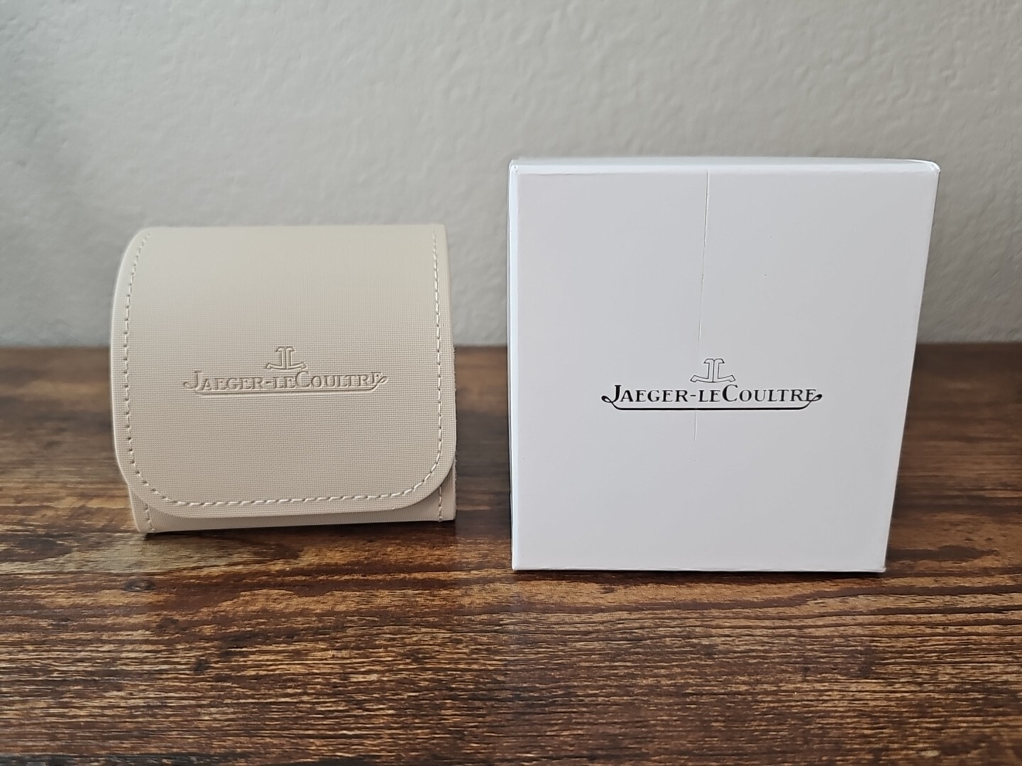 Authentic Jaeger-LeCoultre Watch Beigh Suede Storage & Travel Box OEM Authentic