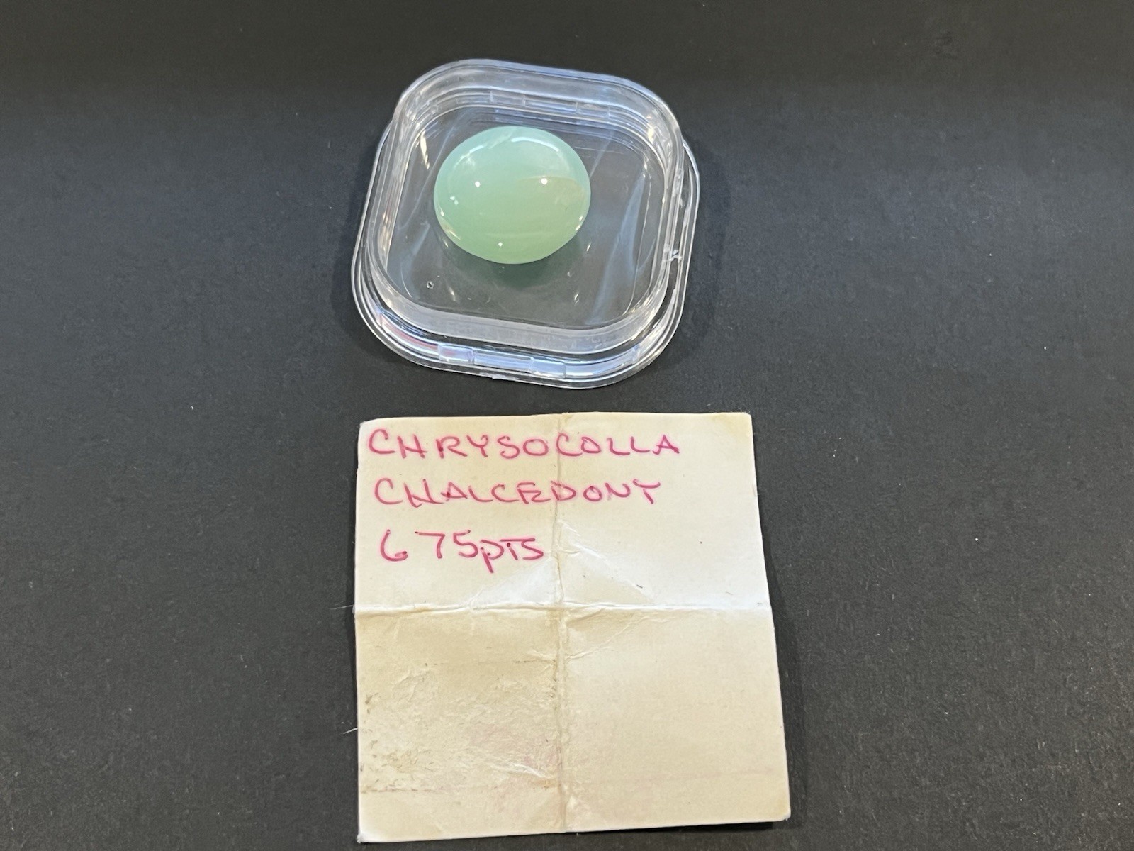 Natural Chrysoprase Chalcedony 17.95 Carats.