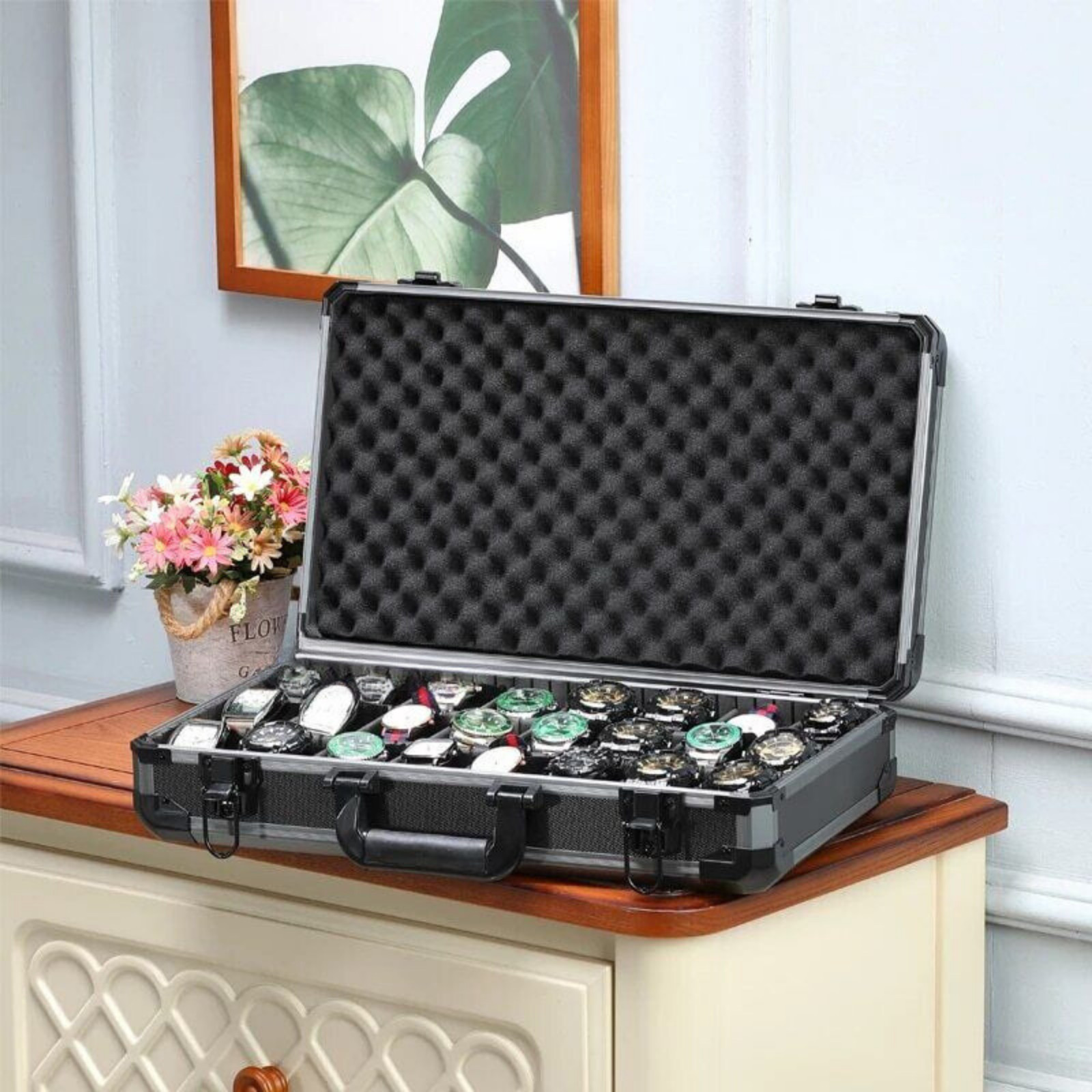 Watch Boxes 18 or 24 Slots Black Aluminum Briefcase with Lock for Mens Watches