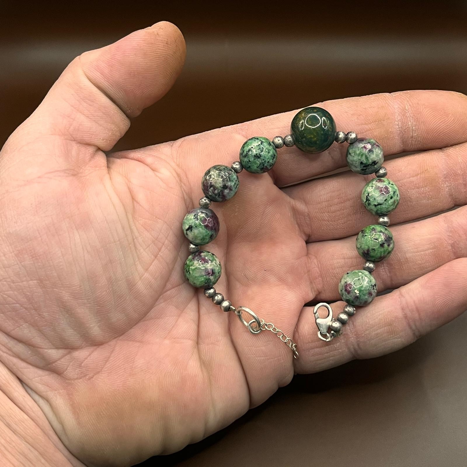 Vintage Ruby in Zoisite Beaded Bracelet Silver Tone Accent Beads Gemstone