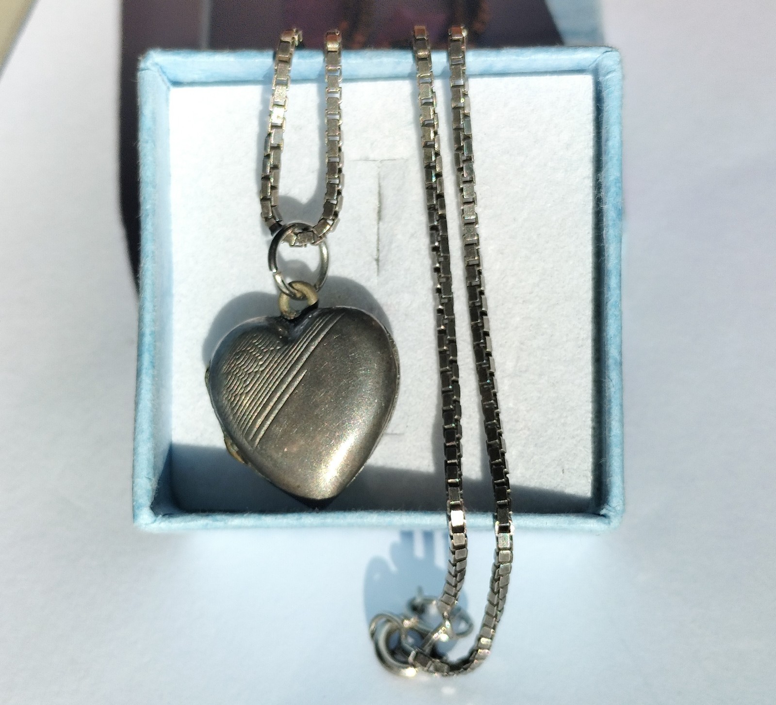Antique Handmade Silver Locket Pendant Heart Shape on 46cm Silver Chain SPAIN 7g