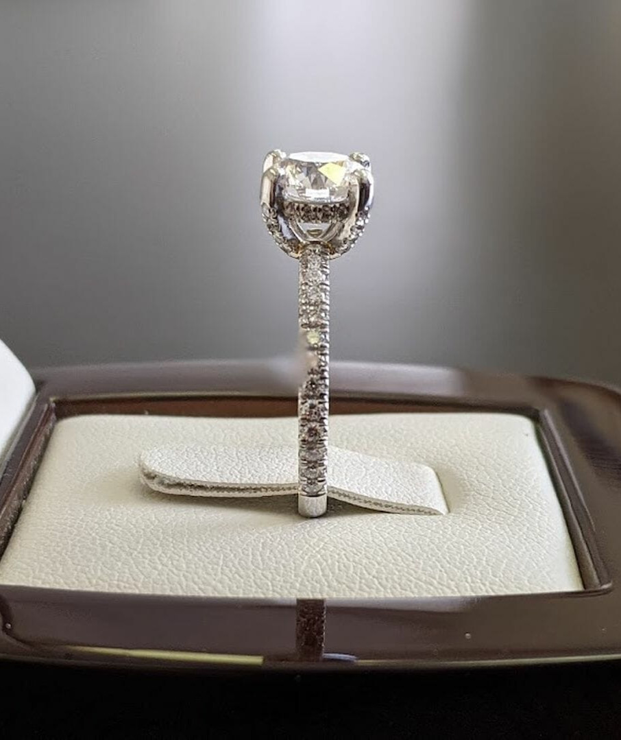 2.80 Ct Round Cut IGI Certified Lab Grown Diamond Engagement Ring 18k White Gold