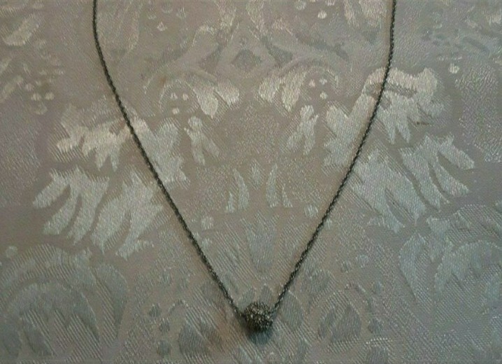 Single bead with pave`set crystals necklace