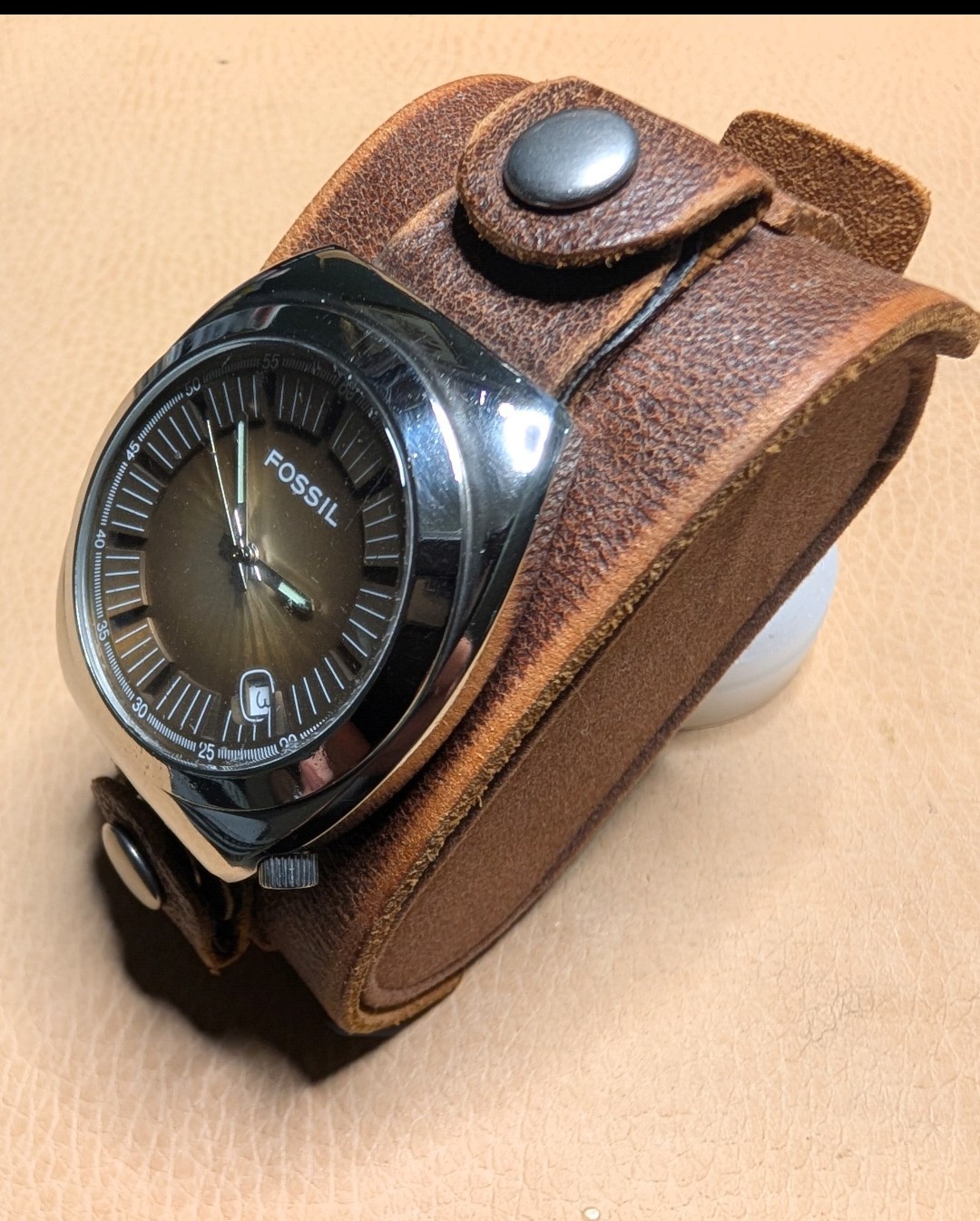 Fossil JR-8209 Retro 40mm Quartz watch Leather Bund Strap Running