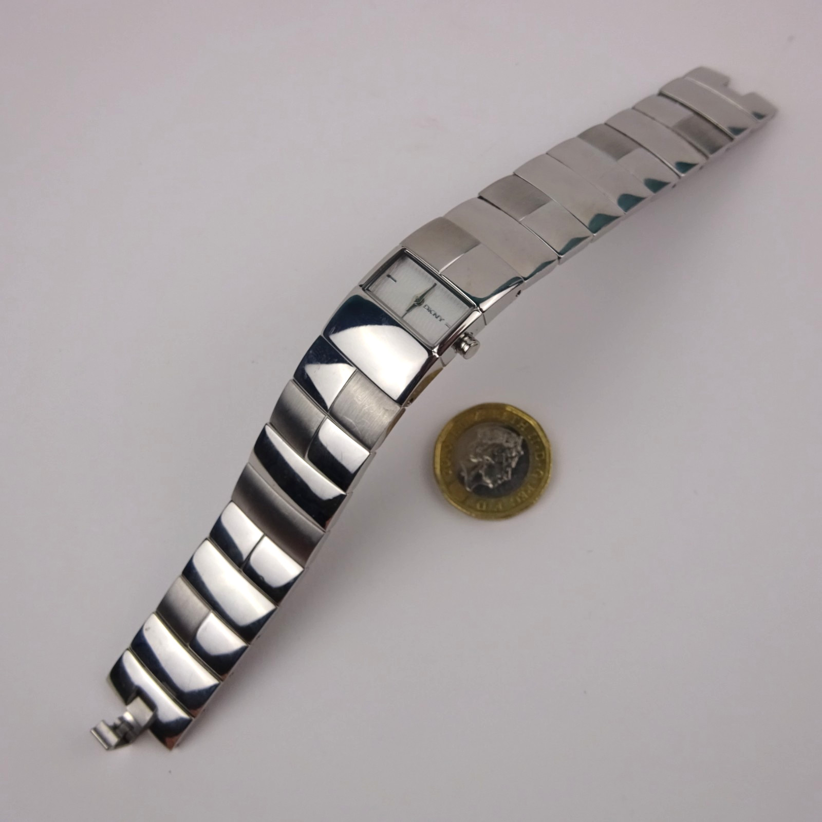 DKNY Watch NY4312 White Dial Stainless Steel Bracelet Women’s