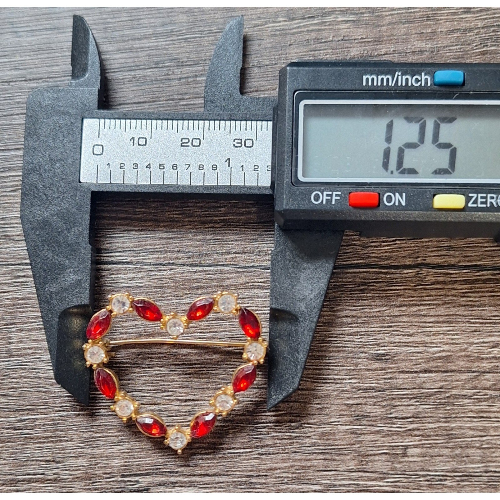 Heart Valentines Red White Rhinestone Pin Broach