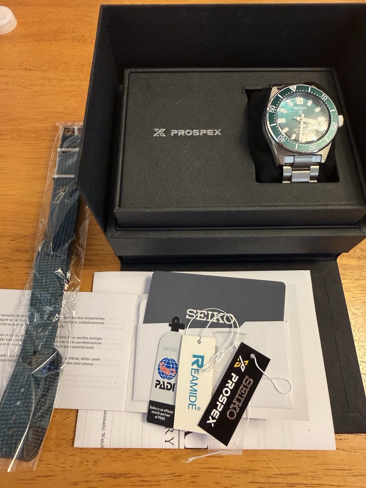 SEIKO Prospex SPB501J1 PADI SE Green Auto Full Set + 3 Strap Tailor NATOs