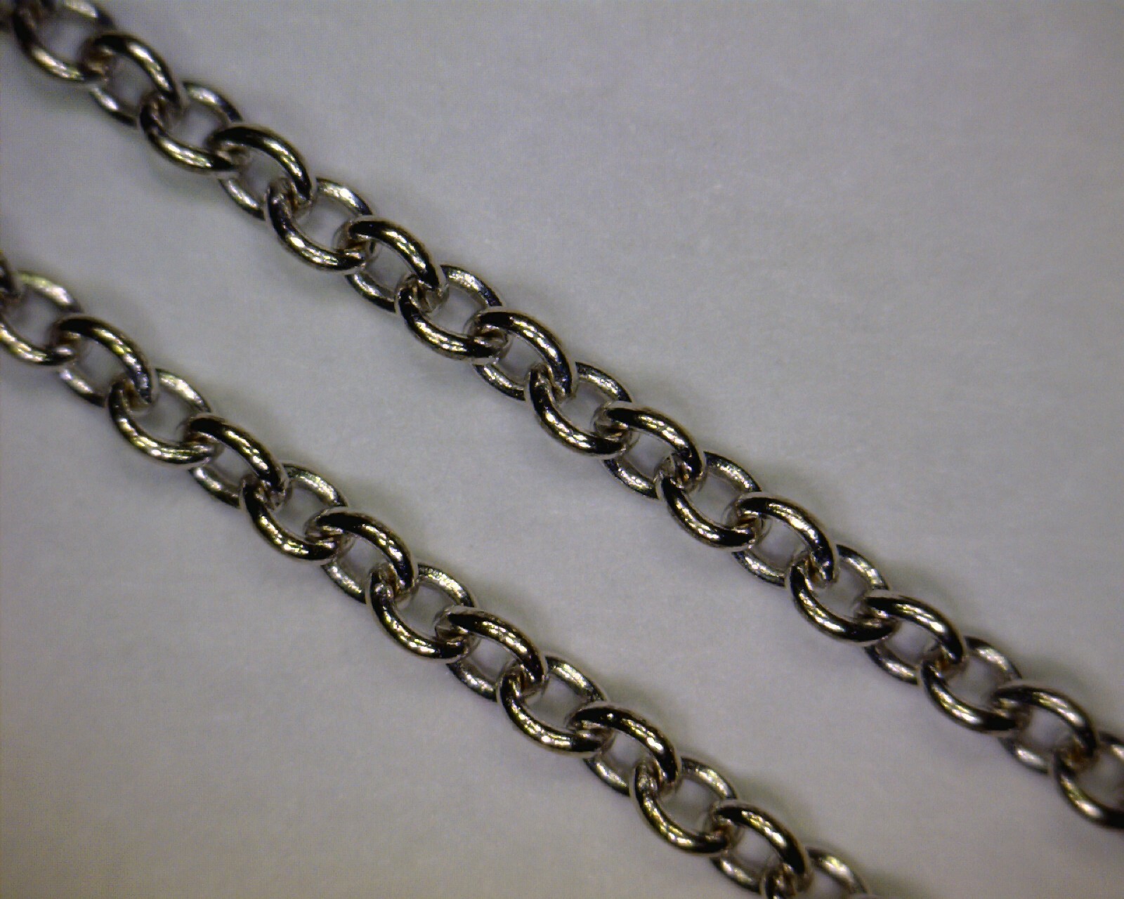 17.5″ 14K White Gold 1.0mm Rolo Chain Necklace – 1.604 grams Excellent Condition