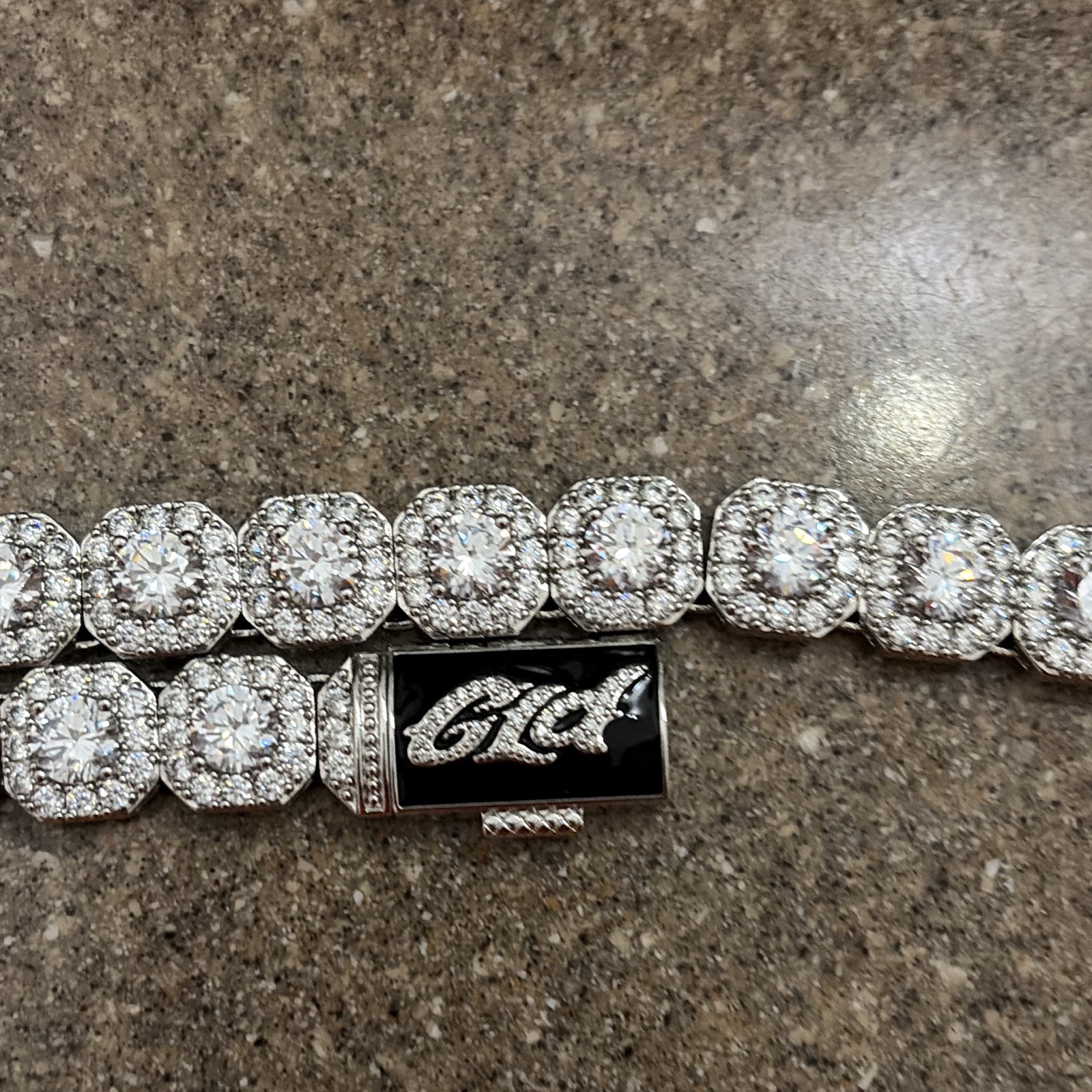 GLD Signed Silver Tone Tennis Chain Bracelet Clear Stones Box Clasp Never worn
