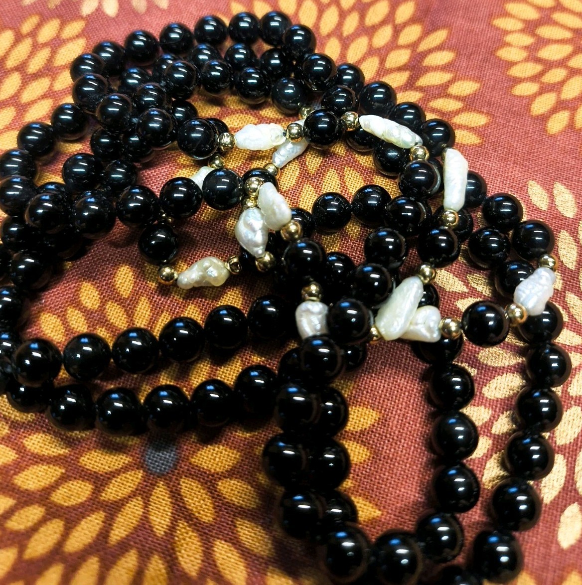 Vintage 14 K Gold Onyx And Rice Pearls Necklace