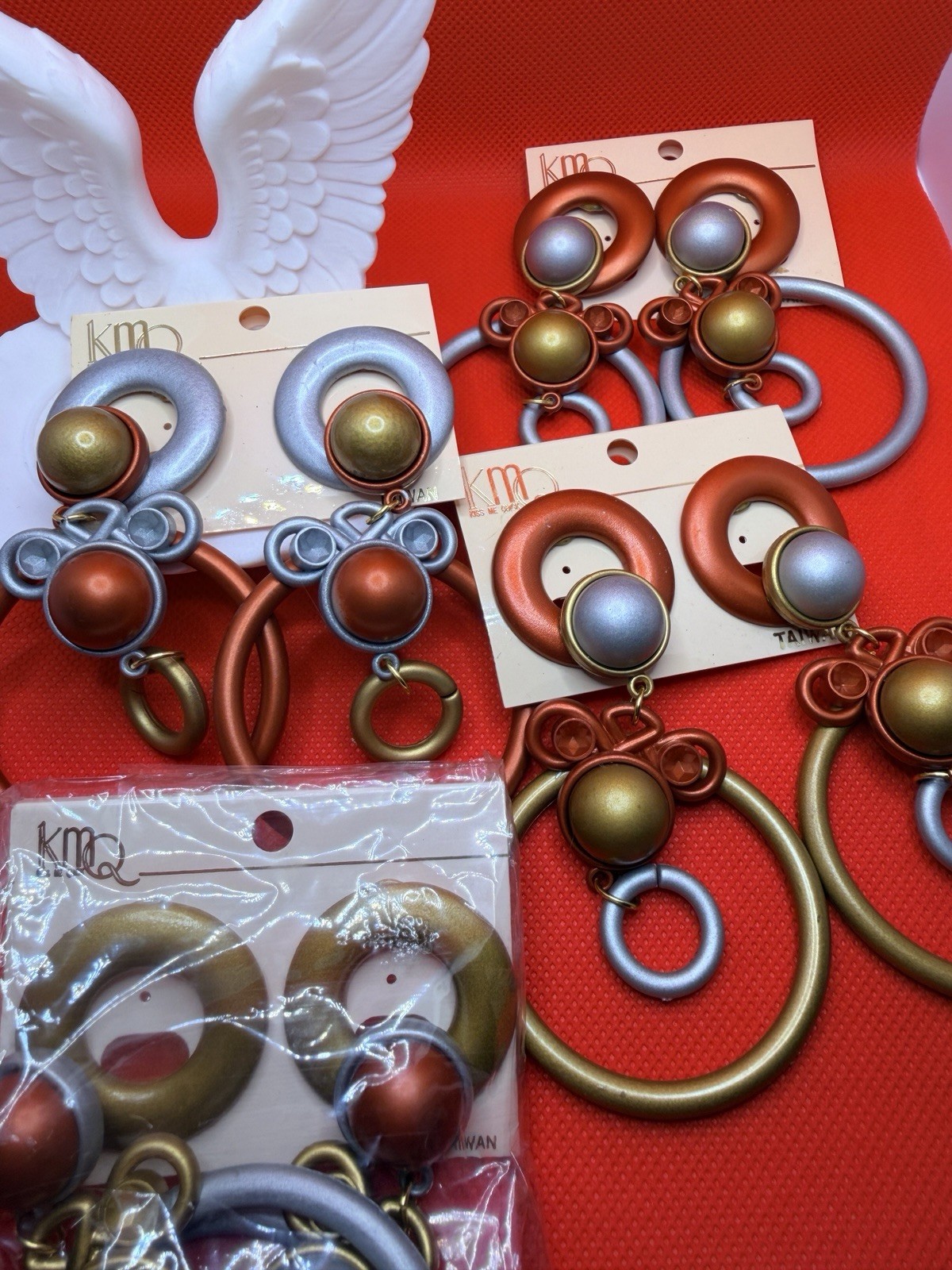 LOT OF 10 VINTAGE KMQ STATEMENT EARRINGS |OVERSIZED Multi Colors Gold Push Back