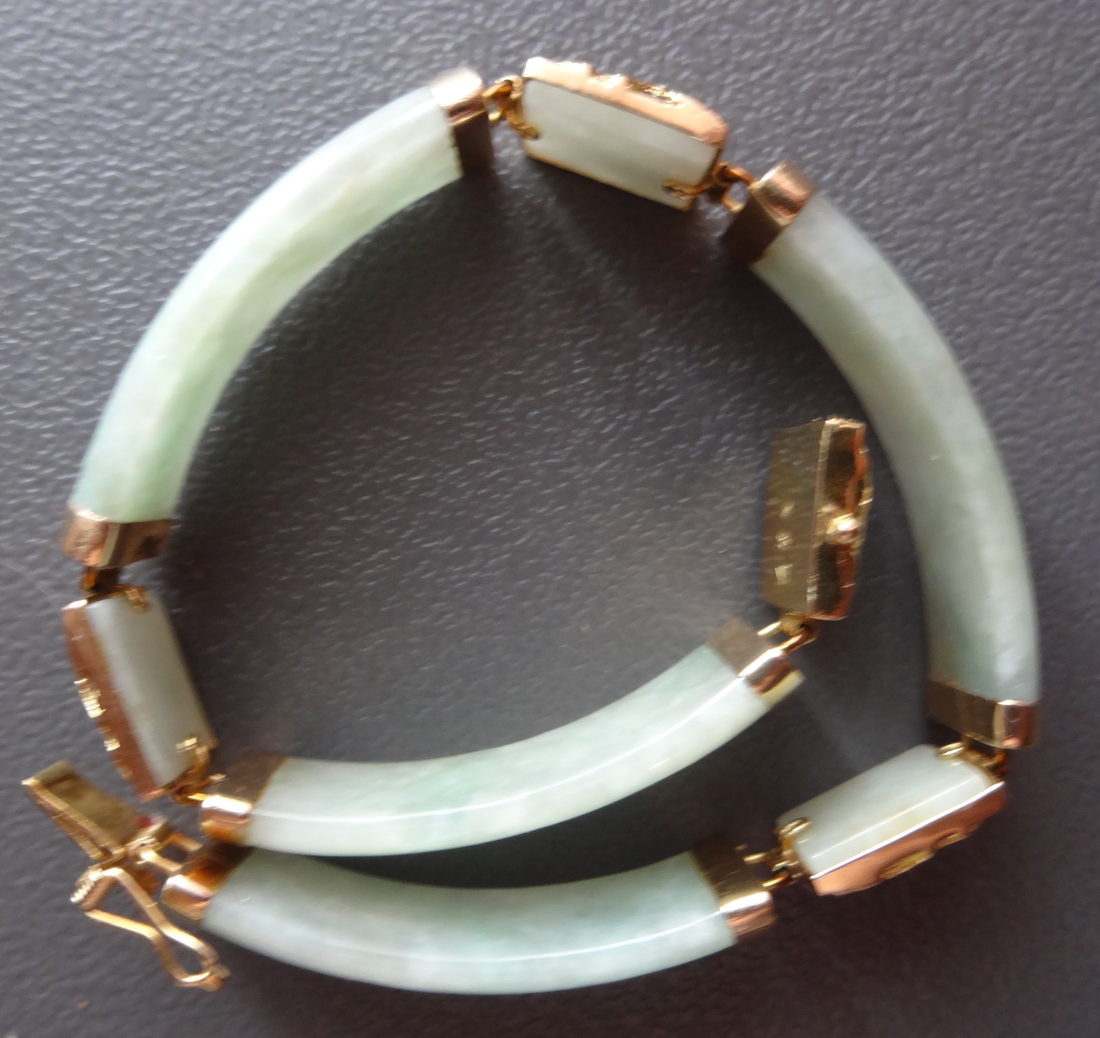 Vtg Chinese 14K Yellow Gold Jade Link Dragon Panels Bracelet Pale Green Celadon