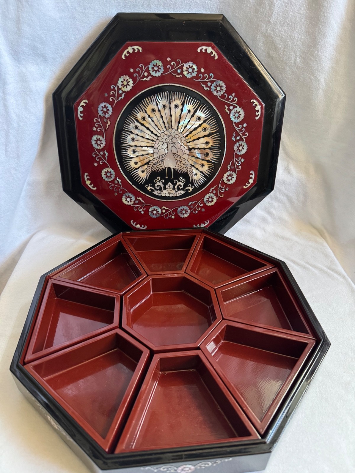 Korea Lacquer Mother-of-Pearl Inlaid Octagon Wedding/Keepsake/Jewelry/Candy Box