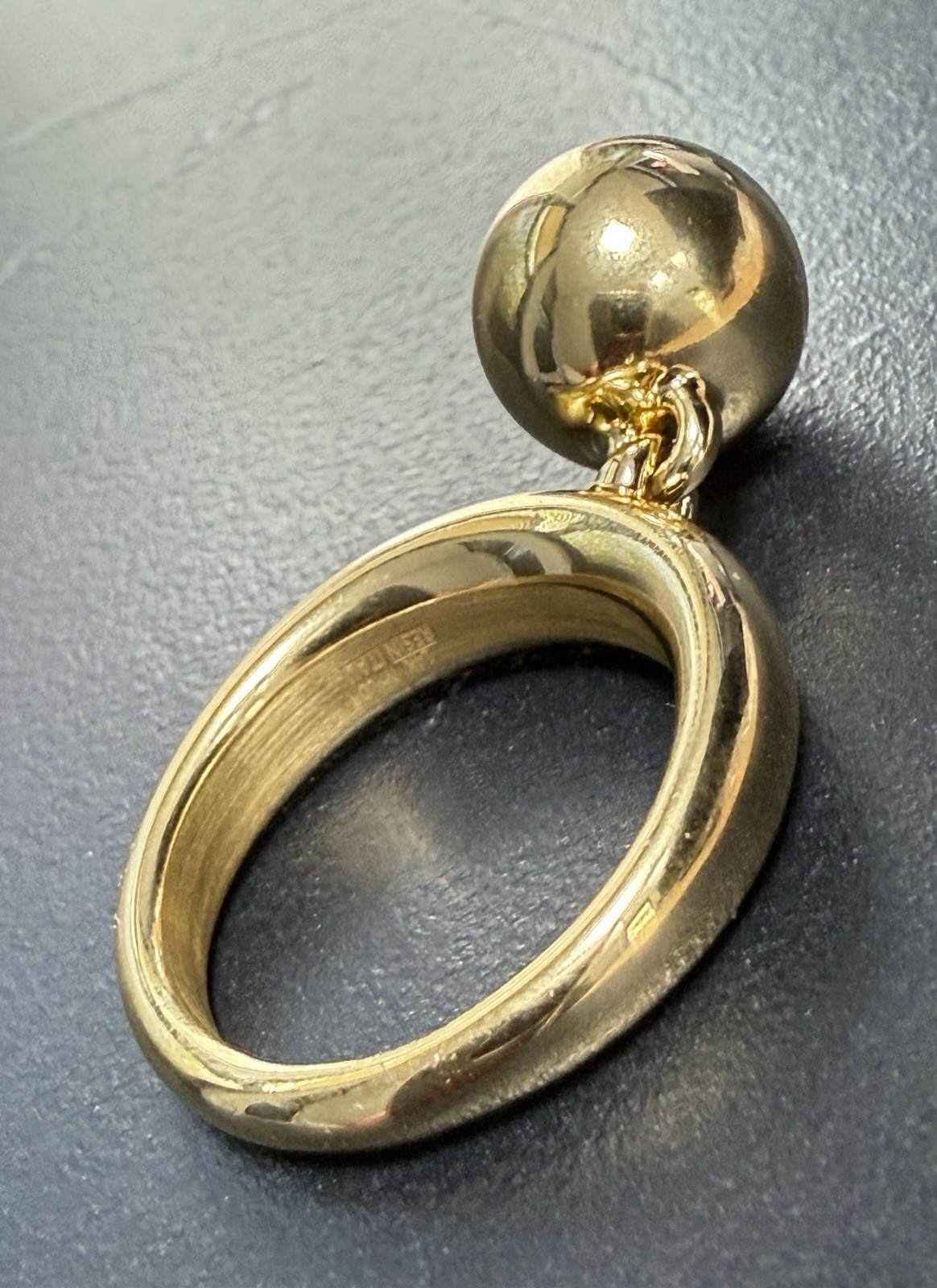 4.8g* 14K GOLD MILOR ITALY Resin Core Moving Ball Tapered Band Cocktail Ring *9