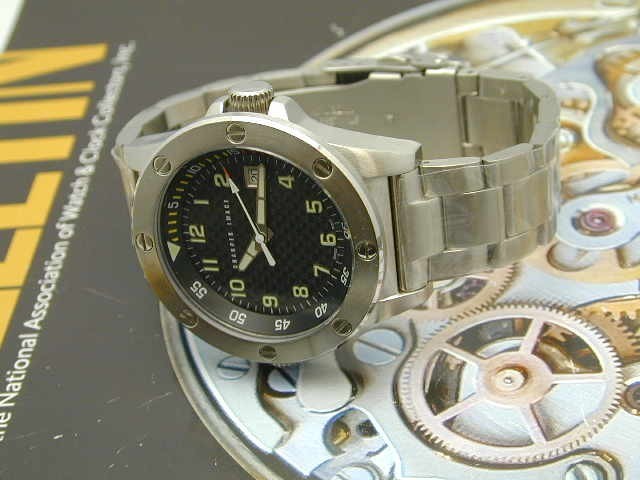 SHARPER IMAGE SCUBA STEEL MANS WRIST WATCH BRAND NEW IN BOX WITH PAPERS