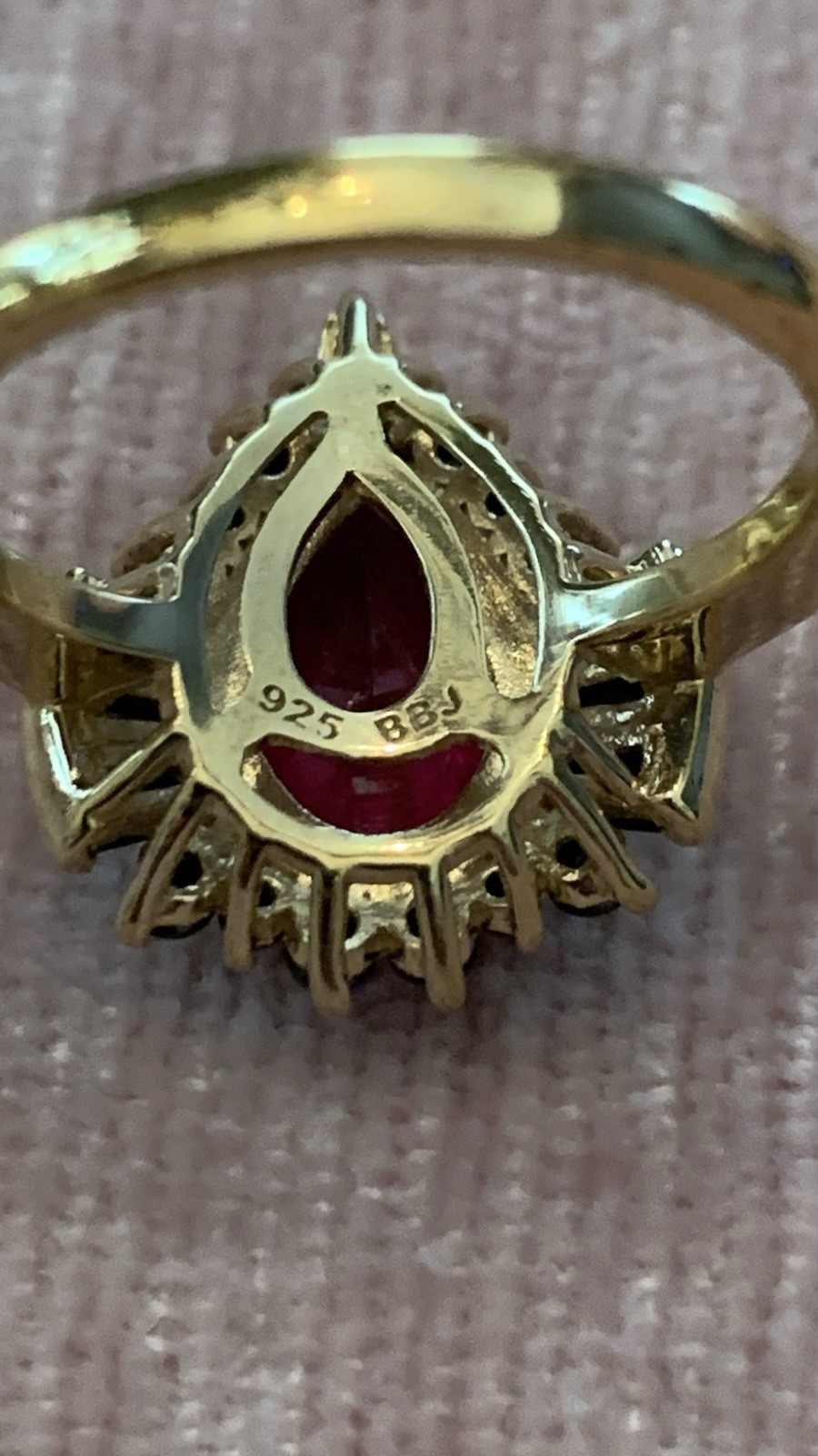 PEAR SHAPE LAB CREATED RUBY, BLACK SPINEL STERLING SILVER RING. Size 7 925