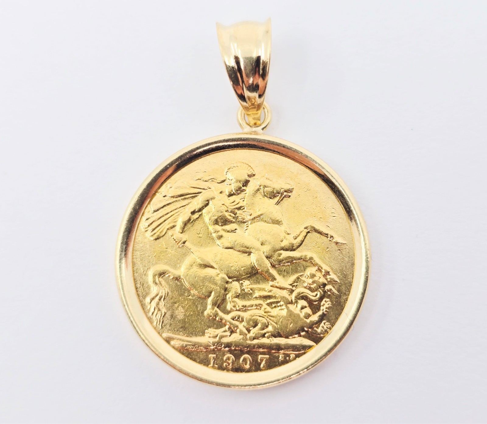 1907 United Kingdom Gold Sovereign Coin London King Edward VII Charm Pendant