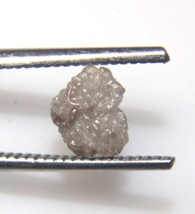 1.67 CTS RAW UNCUT NATURAL GRAY COLOR ROUGH DIAMOND PIECE 7.91×6.49×5.46 MM