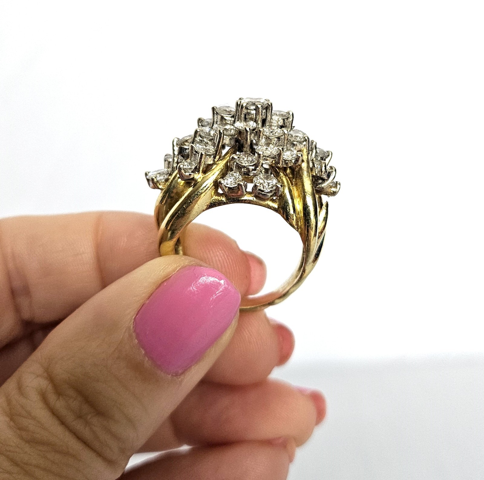 VVintage 18K Gold 3.49 CTW Diamond Cluster Ring H-I SI1-2 Size 6 Estate