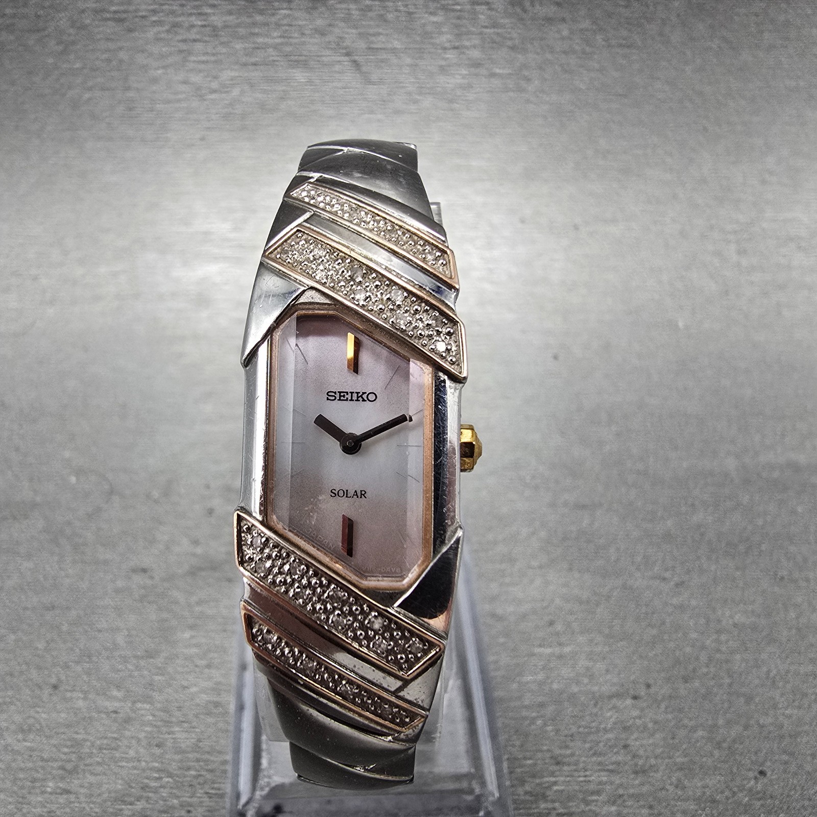 Seiko Solar Tank Watch Women 15mm MOP Dial Two Tone Rectangle V116-0AJ0 Runs