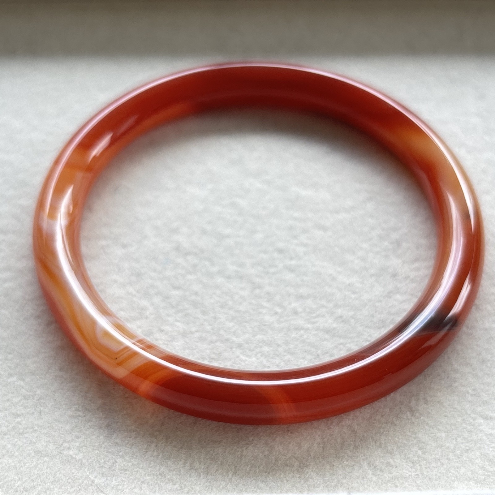 61mm Carnelian Agate Bangles Bracelets Red Lace Agate Banding