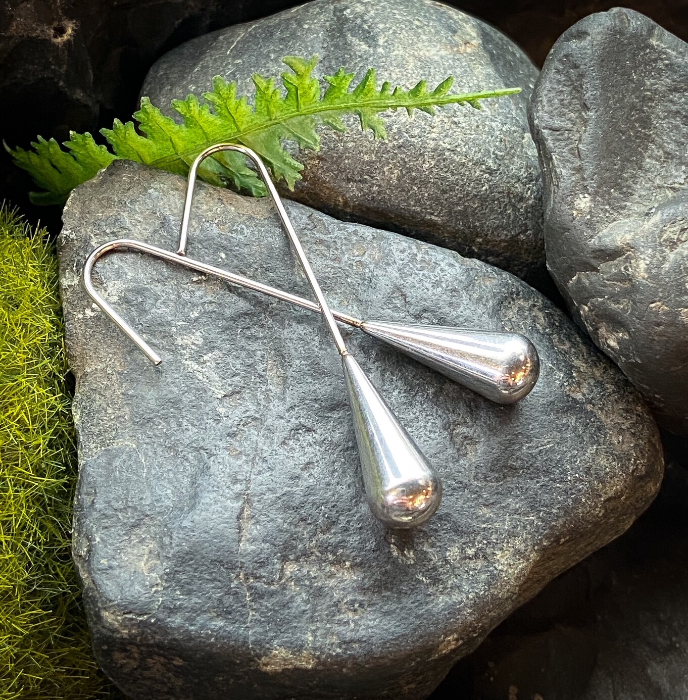PAIR Long Tear Drop Dangle Earrings Hanging Hook Teardrop 20g Surgical Steel
