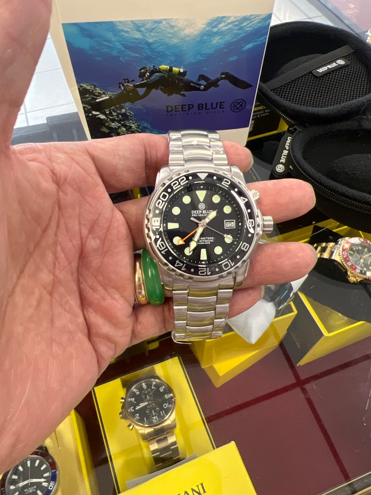 Authentic PRO SEA🎁DIVER 1000M GMT AUTOMATIC BLACK/BLUE BEZEL-BLACK DIAL (BNW)!
