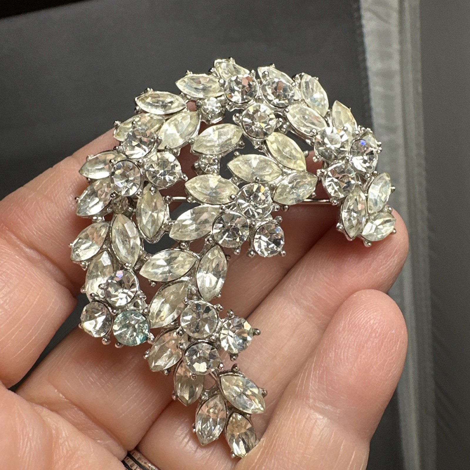 CROWN TRIFARI Alfred PHILIPPE VINTAGE Clear Rhinestone Crescent Brooch Pin