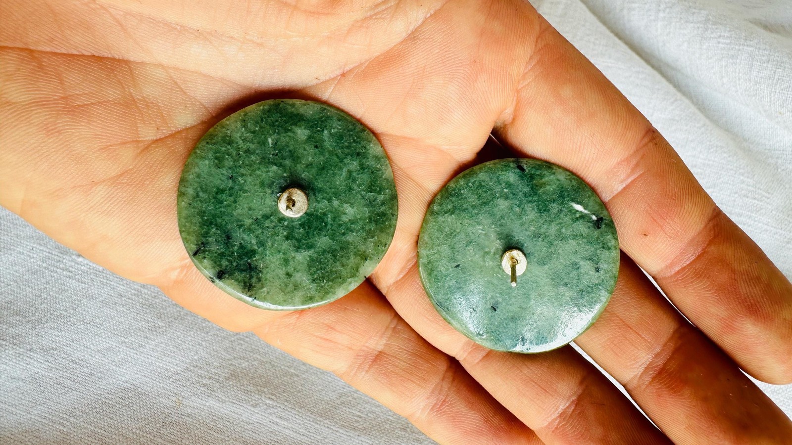 Guatemalan Jade Earrings. Sterling Silver. Handmade. 2858