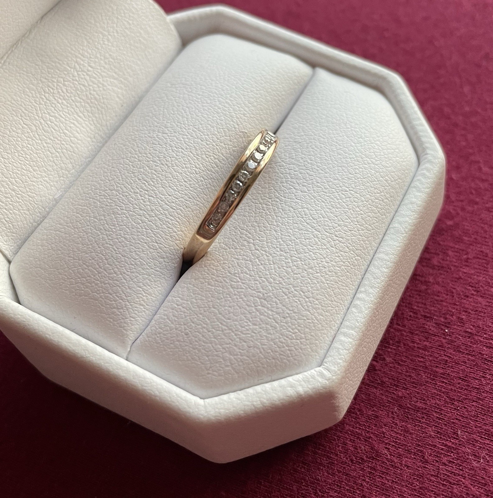 Channel Set Diamonds In 10 Karat Gold Sz 8 1/4 Engagement Ring