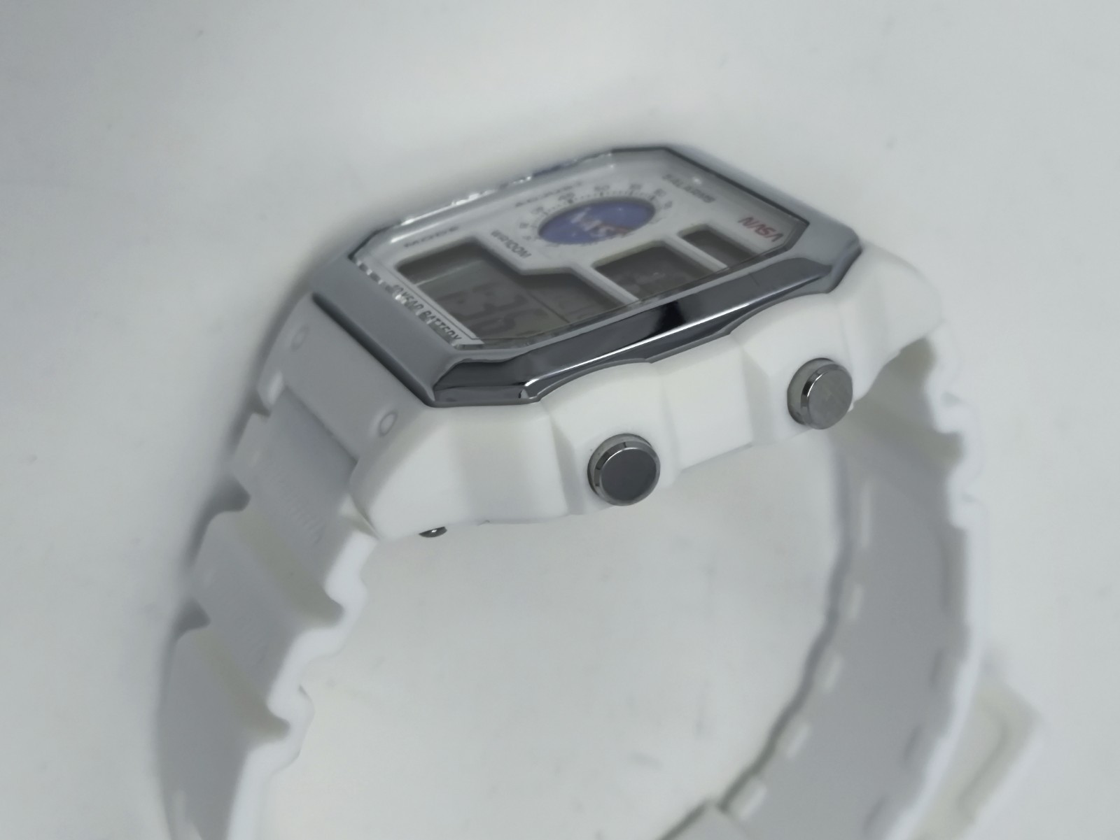 Stunning Custom Casio AE1200 Casio ‘NASA Royale’ Watch Full White UK Stock