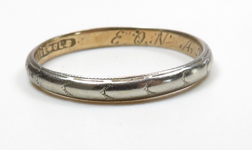 Edwardian 1915 18K White Yellow Wedding Band Unisex Ring Size 9 UK-R1/2 2.68MM