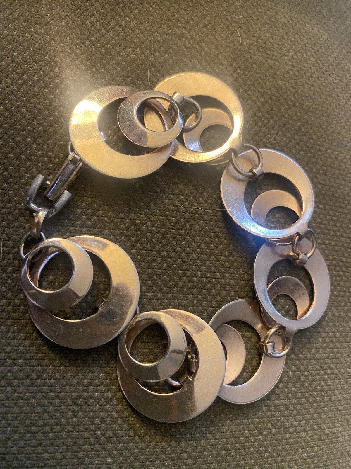 Silver Round Link Chain Bracelet Lobster Clasp Closure, Pre-Owned