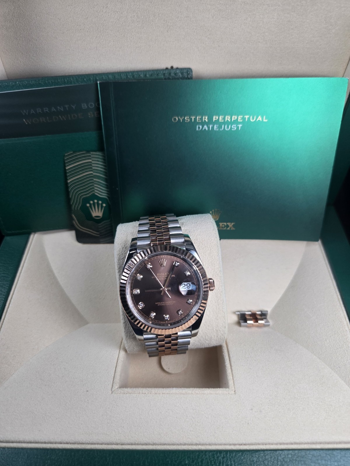 Rolex Datejust 41 Rose Gold/Steel Chocolate Diamond Jubilee 126331 Papers 2024
