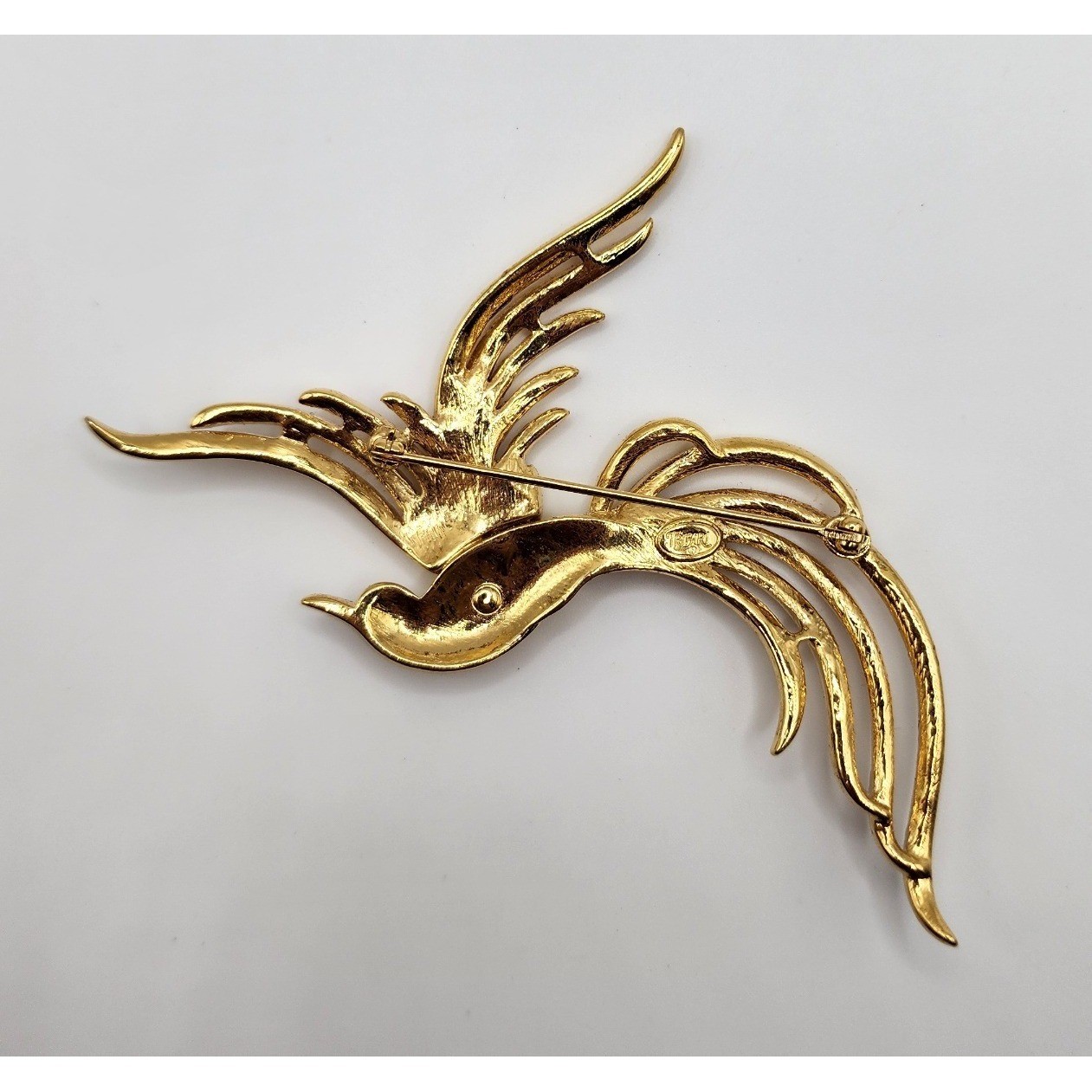 Vintage Trifari Bird of Paradise Brooch Gold Tone Pink Enamel Rhinestone Eye