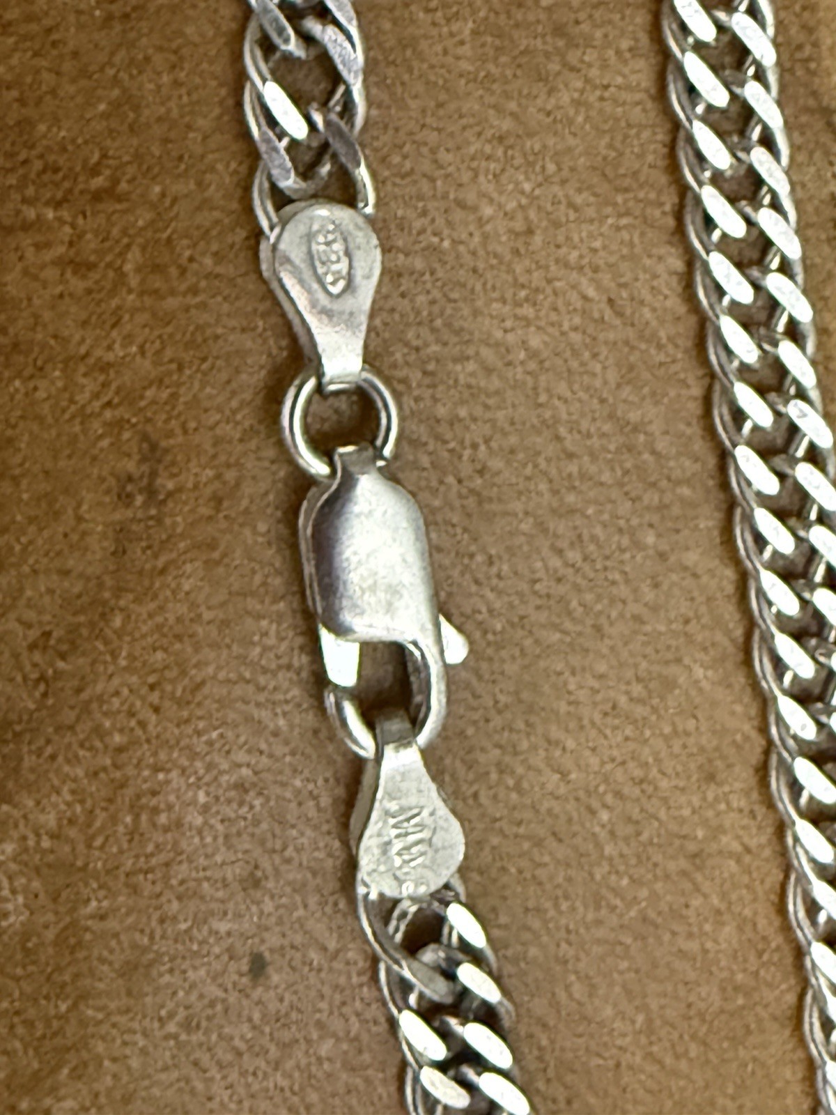 Cuban Link 8 Inch Braclet 925 Italy 6.1 gram 4mm Wide