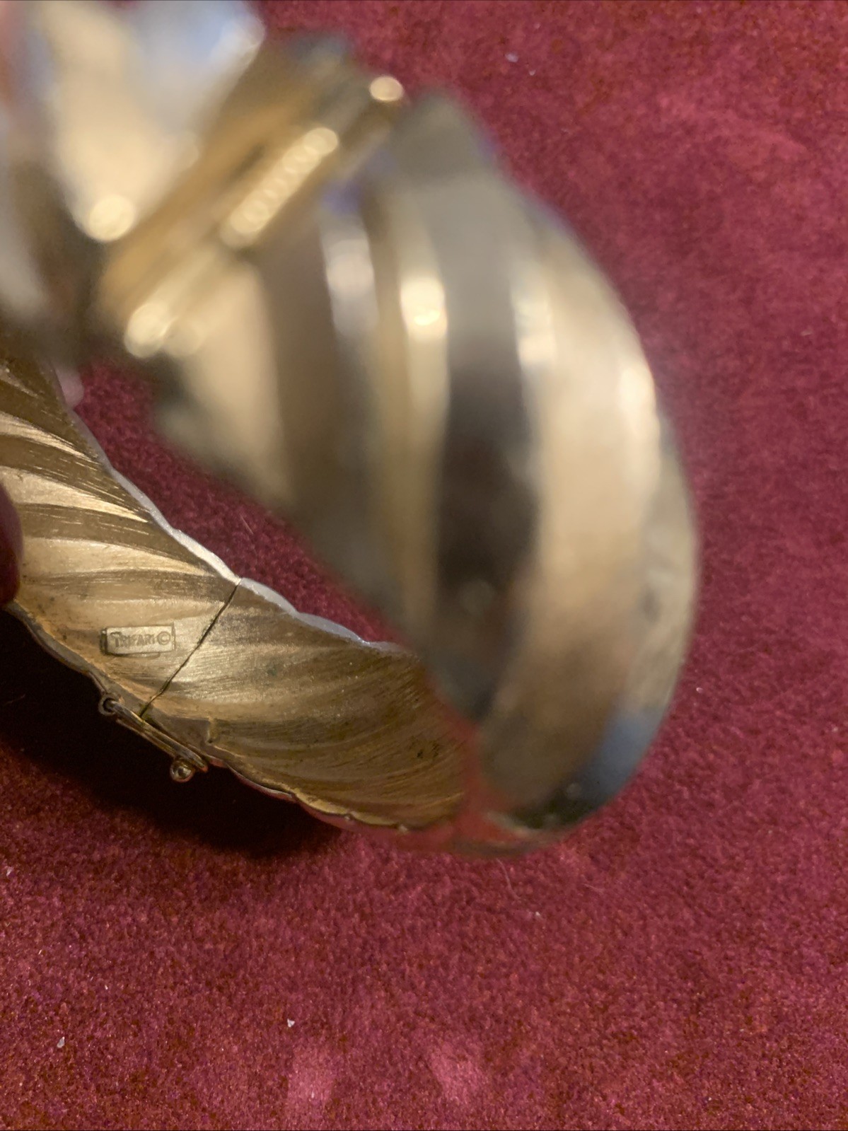 Vintage Beautiful Marked CROWN TRIFARI Gold Tone Bracelet with Hook Closure