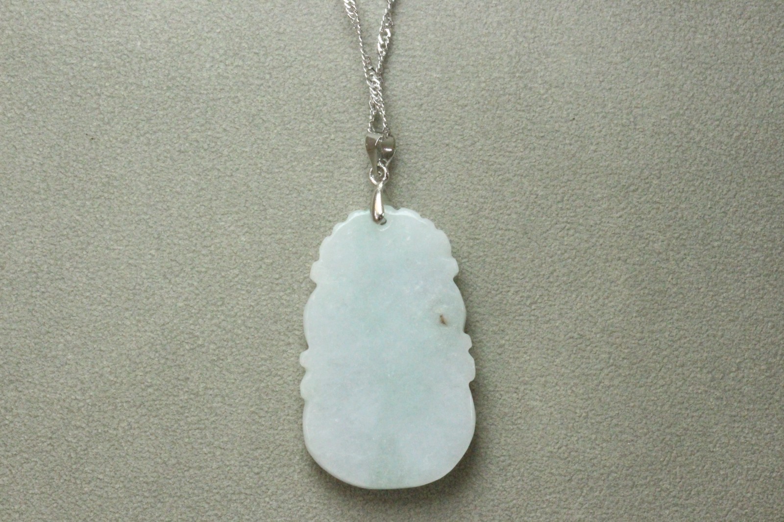 Natural White green A Jadeite jade Hand-Carved Dragon (Chinese Zodiac) Pendant
