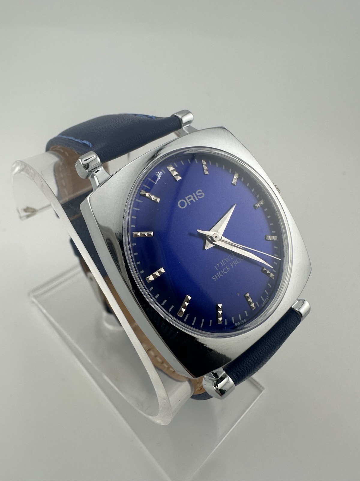 VINTAGE ORIS Swiss Hand-Wind Mechanical 17 J Men’s Wristwatch