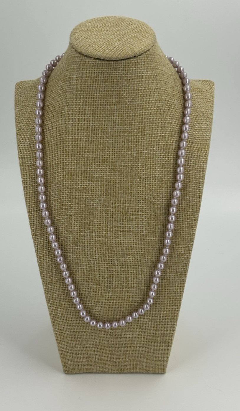 Vintage light Purple Lavander Small Faux Pearl Bead Necklace Womens 23 Inch