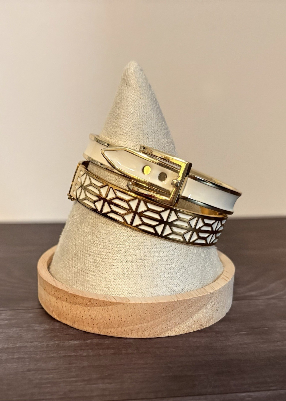 Stella & Dot Breezeblock Enamel Bangle & Gold Tone Buckle Bracelet Stack Set