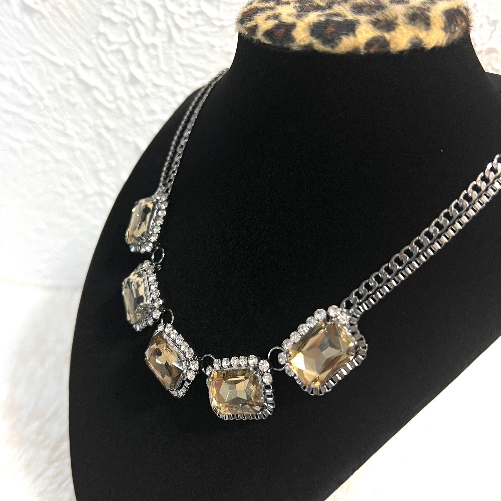FAUX CITRINE RHINESTONE GLASS SILVER TONE CHOKER DOUBLE CHAIN NECKLACE 16.5″+ 3″