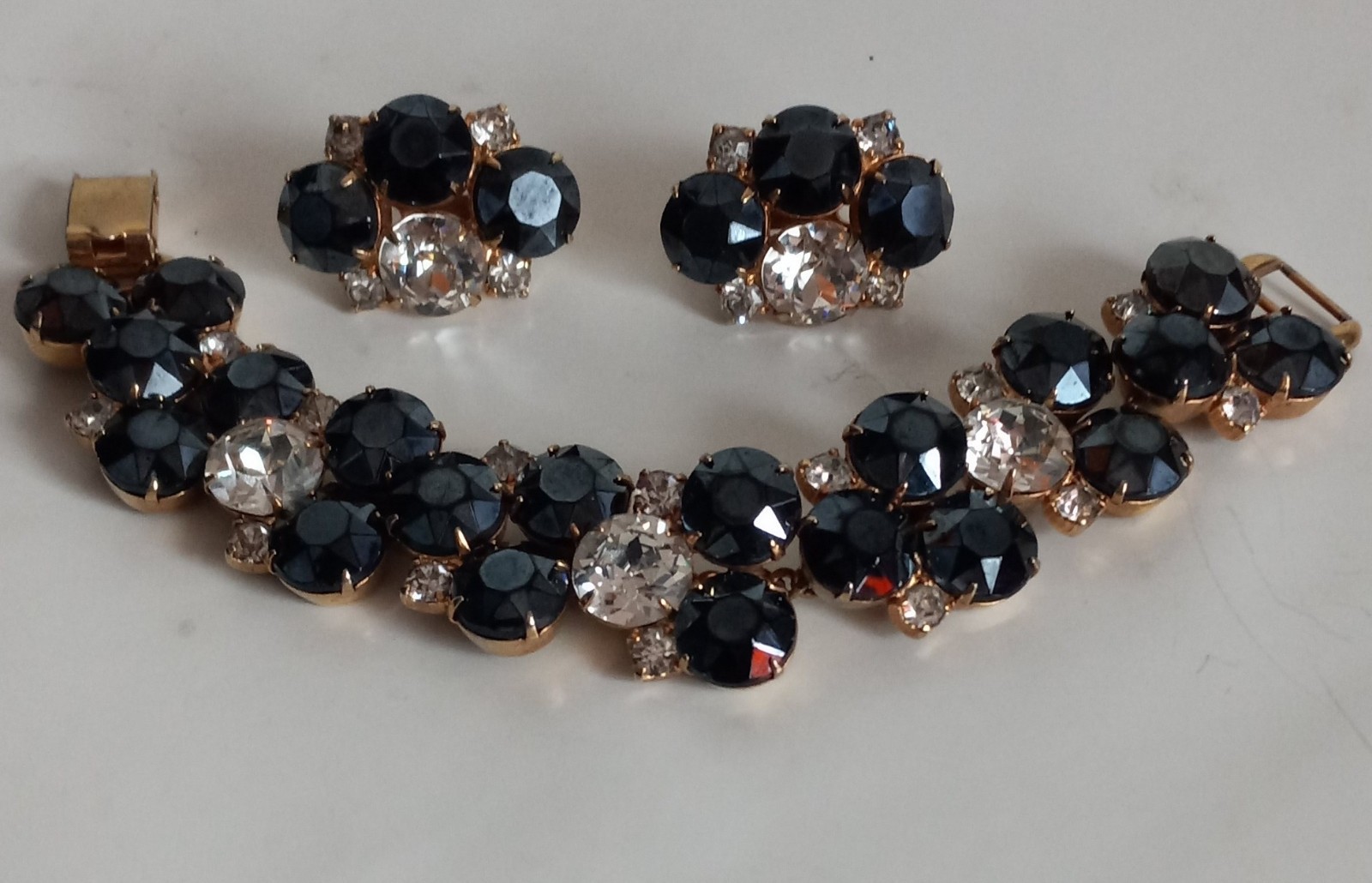 rare signed hobe bracelet & clip earrings black & sparkle brilliant rhinestones