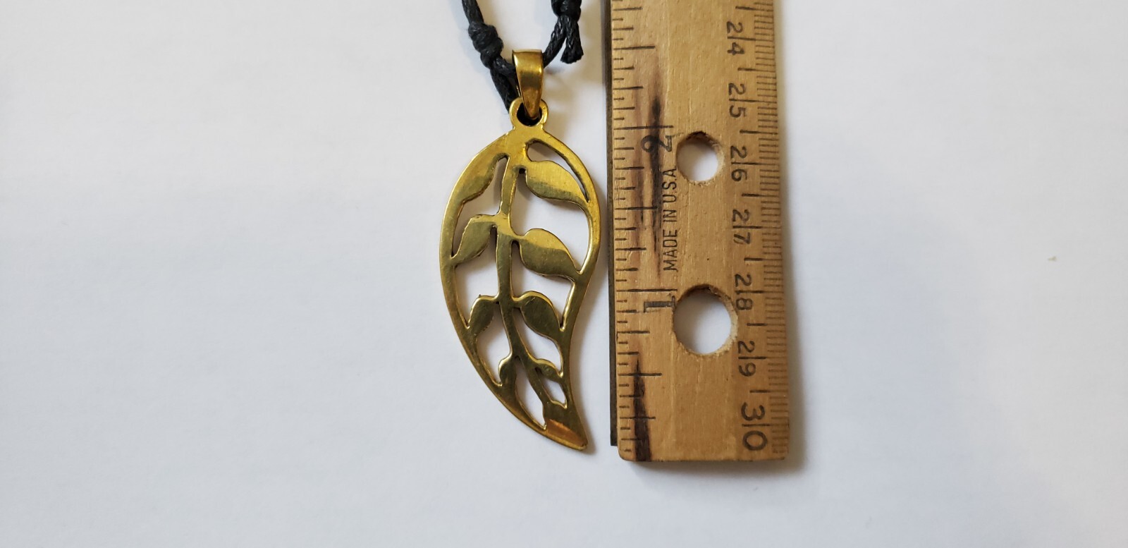 Handmade Southeast Asia Cambodia Ethnic Plant Leaves pendant necklace jewelry