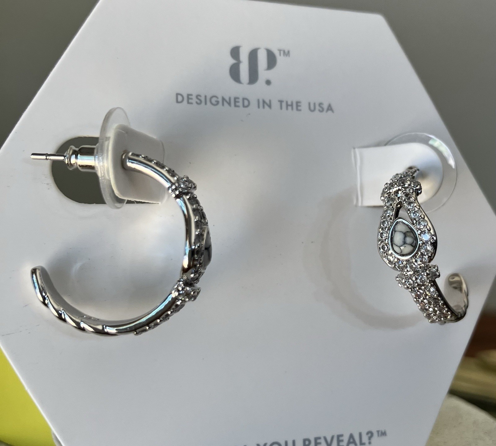 Bomb Party OG Earrings “Serving Looks” Howlite Hoops On Rhodium ER49507