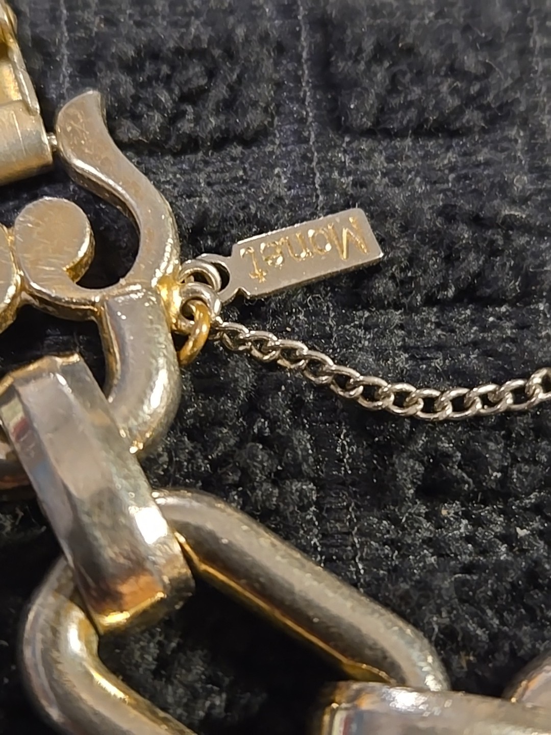 Vintage Monet Silver Tone Link Bracelet Fold Over Clasp Safety Chain 7.5″ Chunky